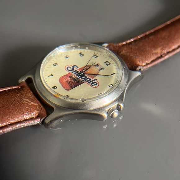 Vintage Snapple Watch - Picture 4 of 14
